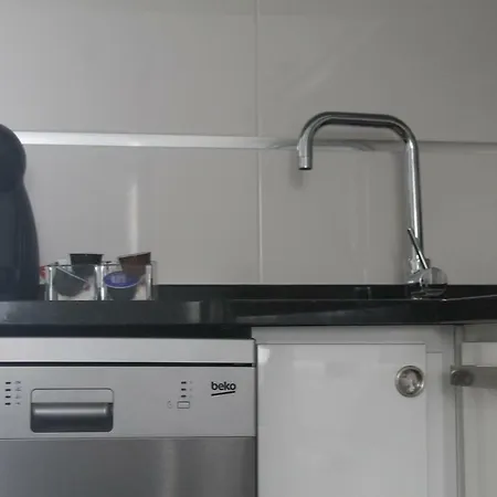 Cantinho Flores Ii アパート *