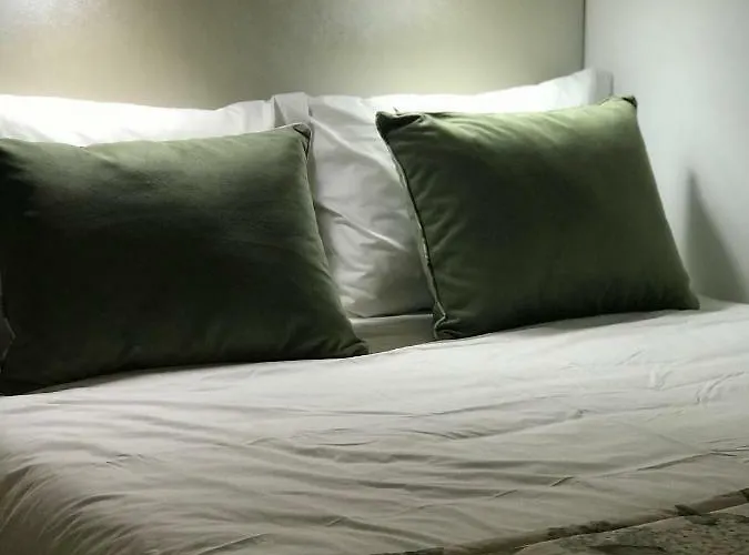 Cantinho Flores Ii 公寓 *