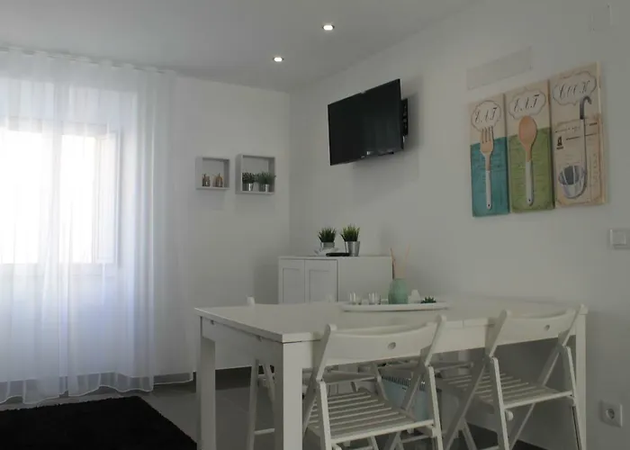 Cantinho Flores Ii 公寓 纳扎雷