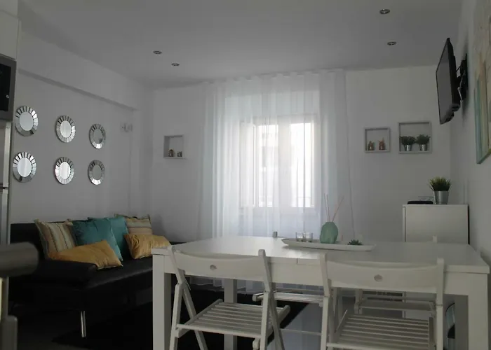 Cantinho Flores Ii 公寓