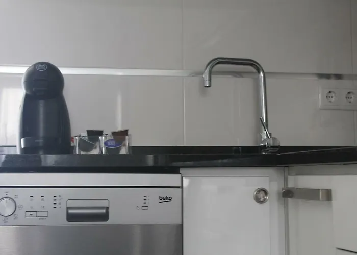 Cantinho Flores Ii 公寓 *